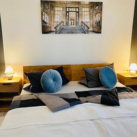 Apartment- Metzingen ميتسنغن المظهر الخارجي الصورة