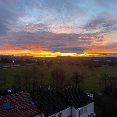 Apartment- Metzingen ميتسنغن المظهر الخارجي الصورة