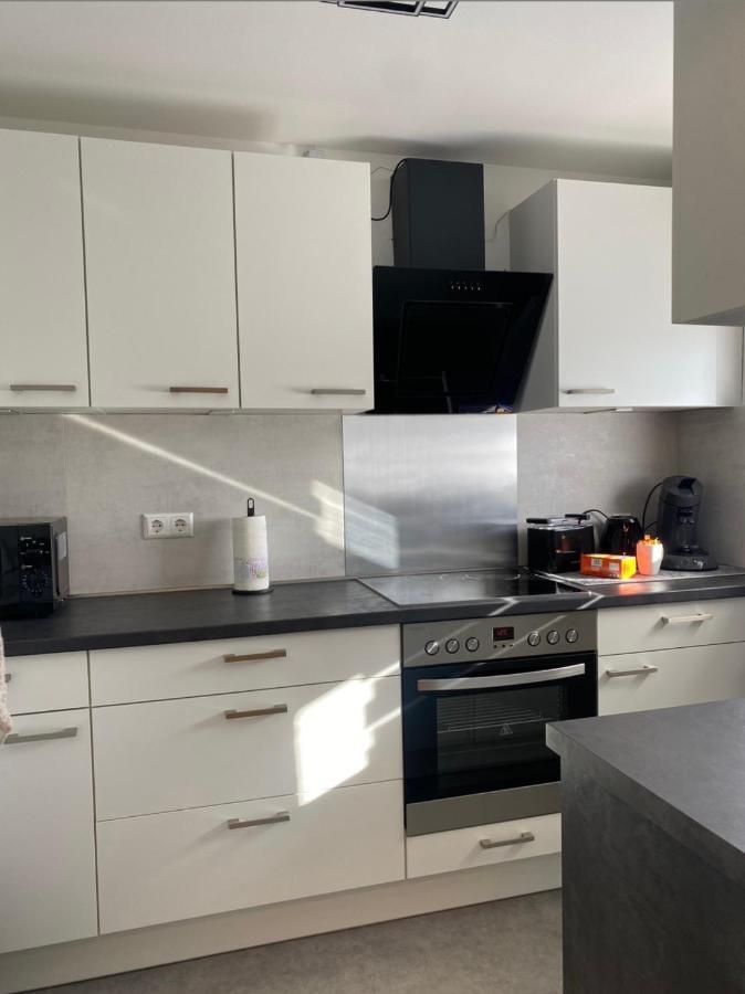 Apartment- Metzingen ميتسنغن المظهر الخارجي الصورة
